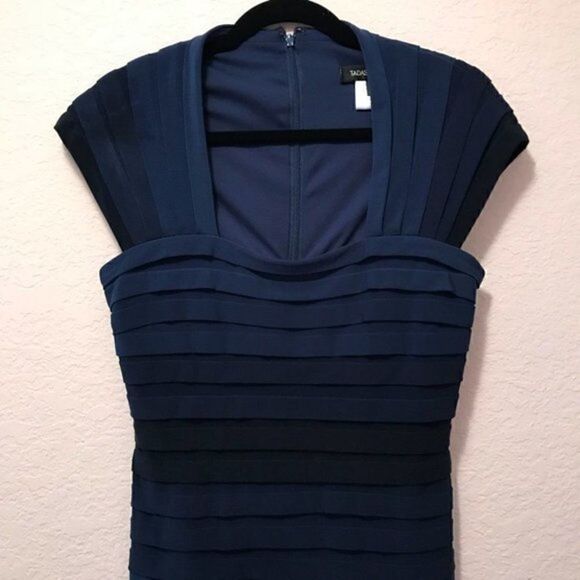 NWOT. Tadashi Shoji Stunning cocktail Multi Color Dress. - Picture 3 of 7